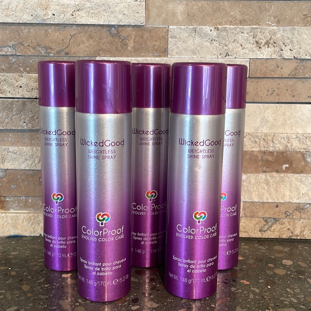 Color proof WickedGood shine spray